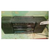 MAGNAVOX BOOMBOX "AS IS"