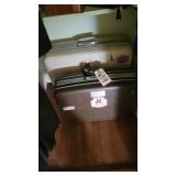 VINTAGE SUITCASES