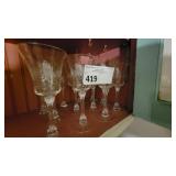 12 VINTAGE SENECA FACETED ETCHED STEMWARE