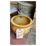 FLOWER POT
