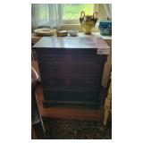 VINTAGE CHEST OF DRAWERS "AS IS"