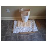 2 TRASH CANS & 5 MATS