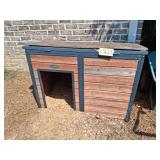 DOG HOUSE