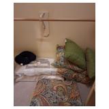 6 PILLOWS- 1 PERFORMANCE PILLOW, KING QUILT