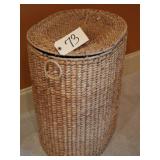 WICKER HAMPER