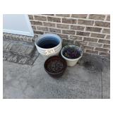 PLASTIC PLANTERS (5)