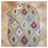AREA RUG SMALL OVAL