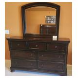 DOUBLE DRESSER W MIRROR