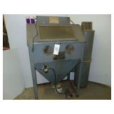 Falcon Model F-361DC Blasting Cabinet Pneumatic