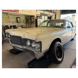 1969 Lincoln Continental VIN 9Y82A876687