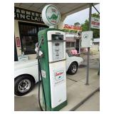 Gilbarco Model 96C59L Sinclair Globe Top Gas Pump