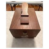 Wooden Shoeshine Box With Kiwi Accessories