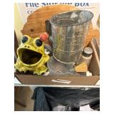 Kitchenware and Decorative Frog Holder