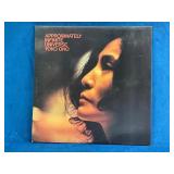 Yoko Ono ï¿½Approximately Infinite Universeï¿½ LP SVBB