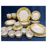 Metlox Poppytrail California Dinnerware Set