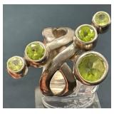 Silver Ring with Peridot Gemstones Size 7.5