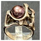 Sterling Silver Ring with Purple Pearl