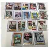 17 Johnny Bench Baseball Cards