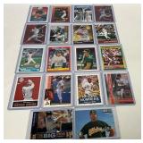 18 Mark McGwire Baseball Cards