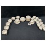 Royal Worcester Gold Chantilly Fine Bone China Tea