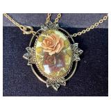 Sarah Coventry Floral Pendant Necklace in Original