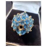 SCBS 10k Gold Cluster Ring With Blue Stones, Size