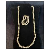 Pearl Necklace and Bracelet Set With Gold-Tone Cla