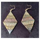 Diamond-Shaped Multicolor Metal Dangle Earrings Wi