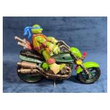 Teenage Mutant Ninja Turtles Leonardo Figurine wit