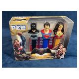 Batman v Superman NIP PEZ Candy Dispenser Set