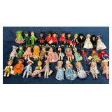 McDonaldï¿½s toy Madame Alexander Dolls w Tags Displ