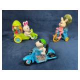 3 Candy Container Toys Featuring Snoopy and Easter