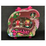 Zoobles Carrying Case With Figures and Floral Desi