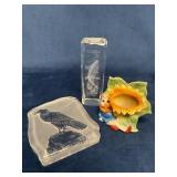 Home Decor Lot Featuring a Royal Sealy Wall Hangin