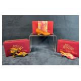 Three ï¿½Just the Right Shoeï¿½ Collectible Figurines