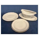 Kahla GDR Gravy Boat with Two Plates and Two Addit