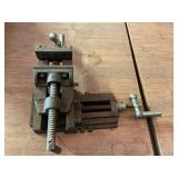 Metal Bench Vise With Adjustable Sliding Mechanism