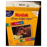 Kodak Glossy Inkjet Paper, 8.5 x 11 Inches, 100 Sh