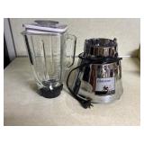 Osterizer Classic Chrome Blender with Glass Jar an