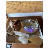 Vanity Items with Mirror Tray and Grooming Accesso