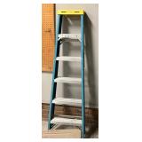 Werner Fiberglass 6-Foot Step Ladder
