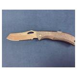 Gerber Folding Knife with Serrated Blade and Clip