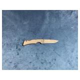 Gerber Folding Pocket Knife with Textured Handle