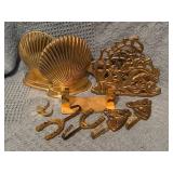 Brass Decor Lot Featuring Shell Bookends, Letter H