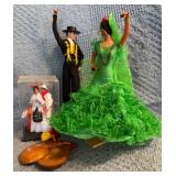 Set Celebrating Mexican Dance: Figurines, Castanet