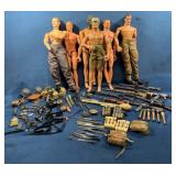 Action Figures With WWII Military Accessories