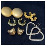 5 Pairs Vintage Gold and Costume Clip/