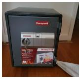 Honeywell FireSafe Fingerprint Safe