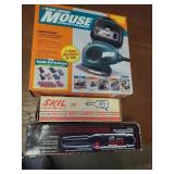 Power Tool Lot: Sander, Screwdrivers