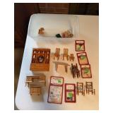 Dollhouse Miniature Furniture Lot
